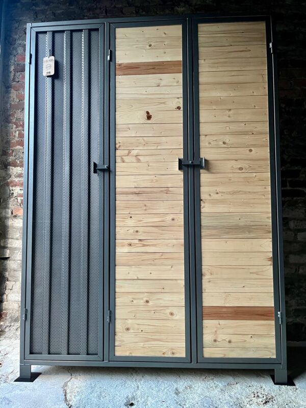 ARMOIRE PENDERIE